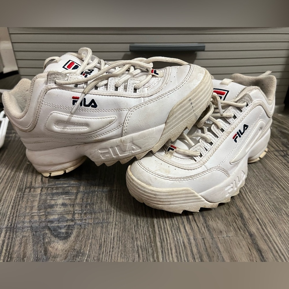 Fila sneakers!
